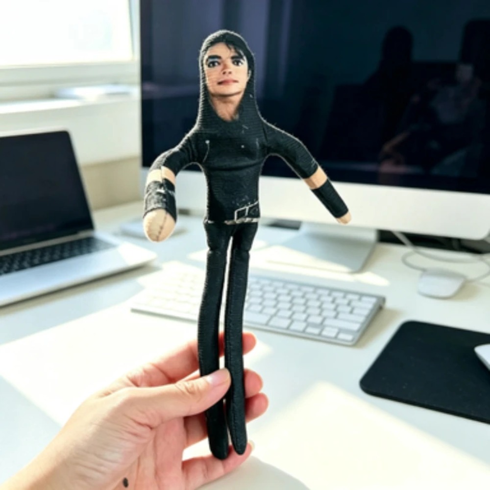 Michael Jackson Movable Joint  - огляд і ціна Home Decor Zen